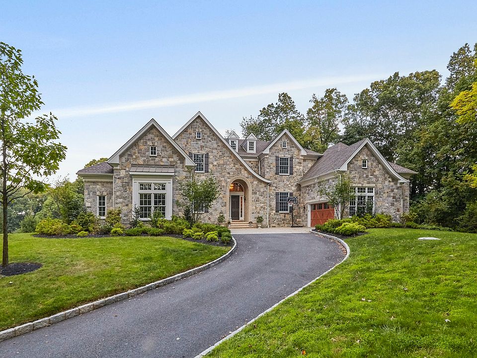 1st image of 210 Wilson Park Dr