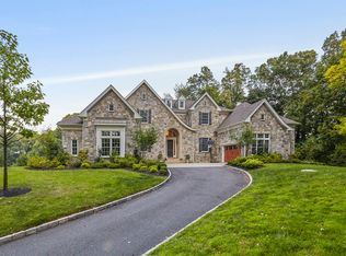 210 Wilson Park Dr, Tarrytown, NY 10591