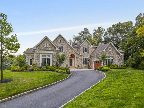 210 Wilson Park Dr, Tarrytown, NY 10591