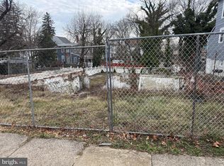 122 Pearl St, Mount Holly, NJ 08060