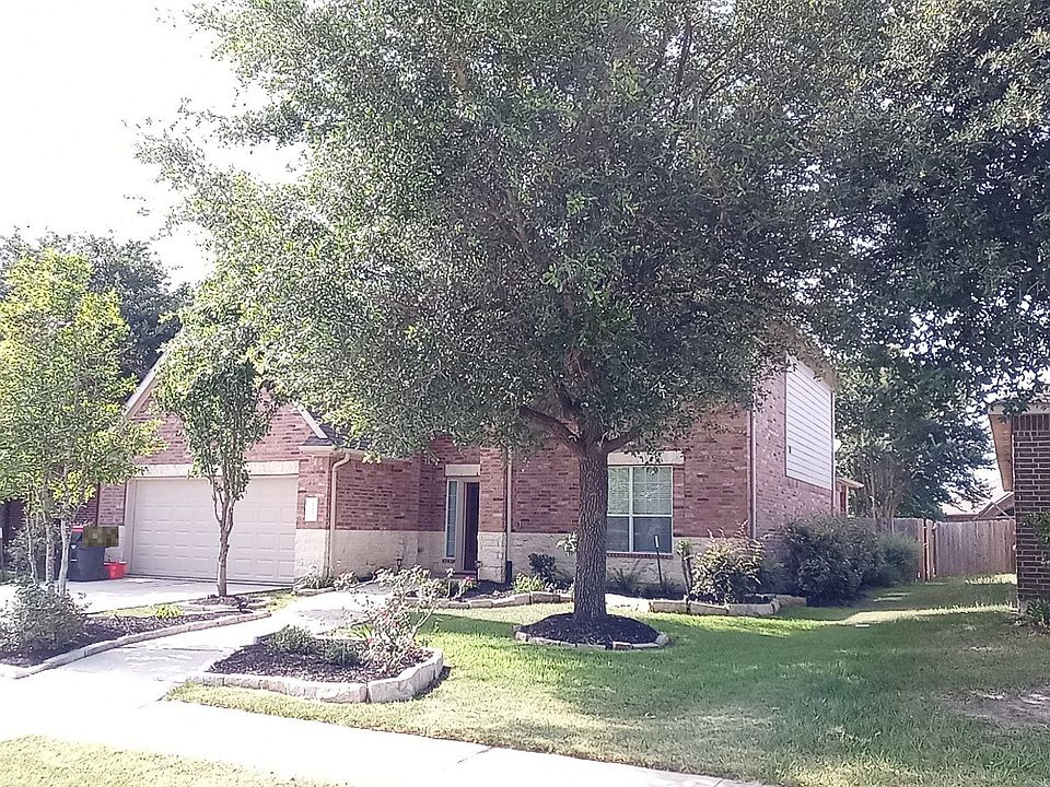 2nd image of 21393 Timber Lodge Ln