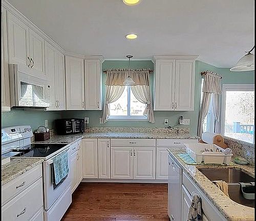 4th image of 9883 E Vista Dr