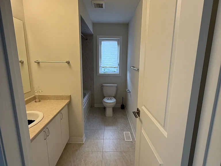 3143 Searidge St #B-C — Photo 12