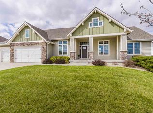 2000 Clifford Dr, Wamego, KS 66547