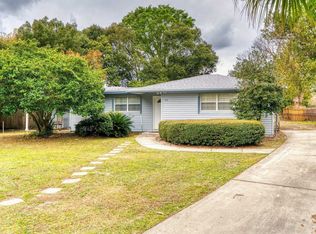 1112 Calvados Ct, Jacksonville, FL 32205