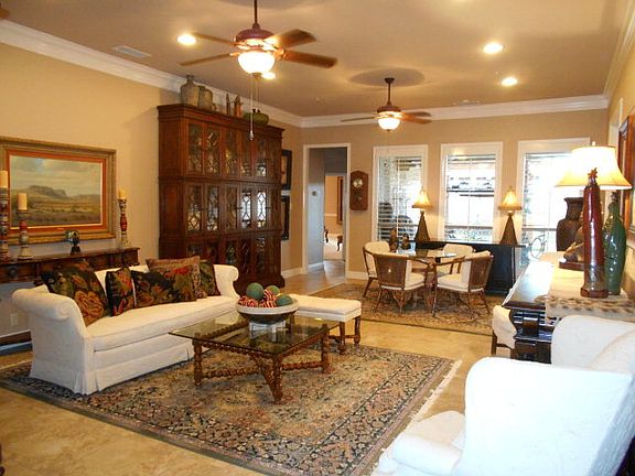 2nd image of 23 La Promesa Cir