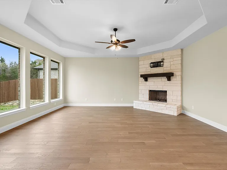 4434 Verbena St — Photo 19