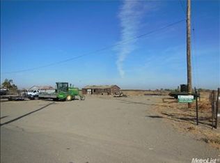 22040 W Stone Rd, Los Banos, CA 93635