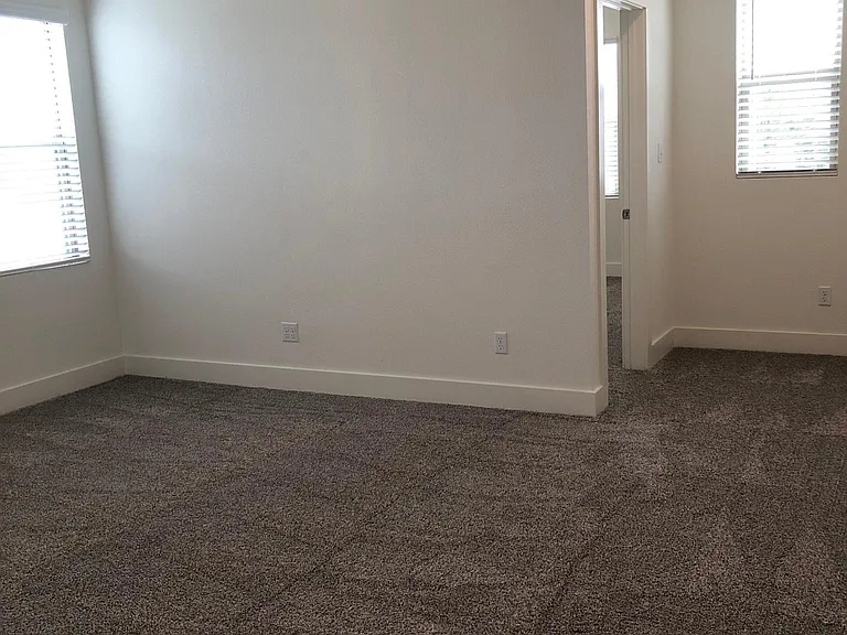2313 Upchurch St — Photo 12