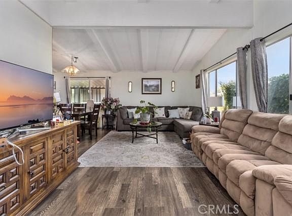 4th image of 704 Stoneridge Dr