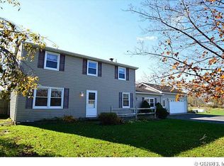 968 Clevenger Rd, Ontario, NY 14519