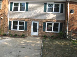 1608 Waxhaws Ln, Virginia Beach, VA 23455