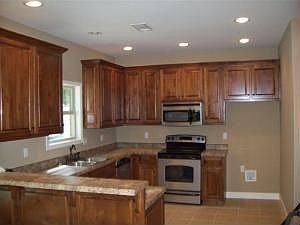 3rd image of 131 Ivywood Cv
