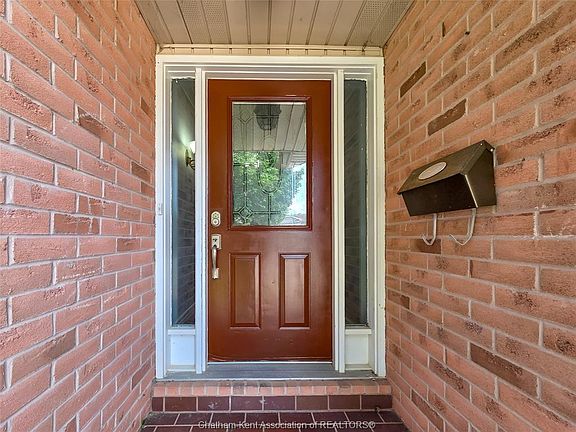 5th image of 90 Northern Pine Pl