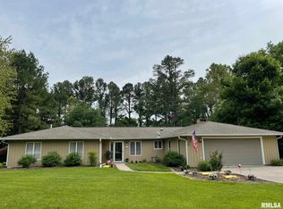 126 Roosevelt Rd, Carbondale, IL 62901