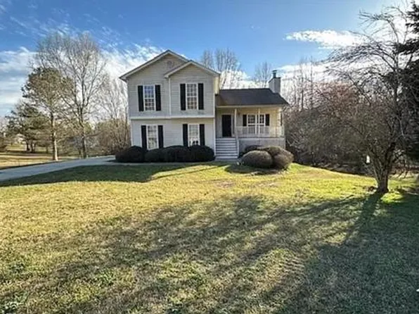 2922 Sam Calvin Dr, Dacula, GA 30019