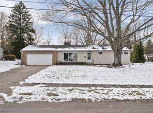 2426 Banbury Rd, Akron, OH 44333