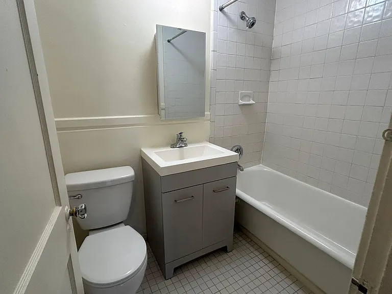 66 Lake Ave — Photo 10
