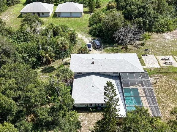411 BRISTOL LANE, NOKOMIS, FL 34275