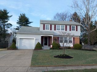 22 Hamilton Rd, Marlton, NJ 08053
