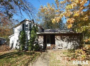 240 W 4th Ave, Woodhull, IL 61490