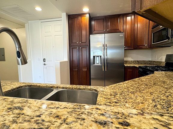 5th image of 5450 E DEER VALLEY Drive #3012