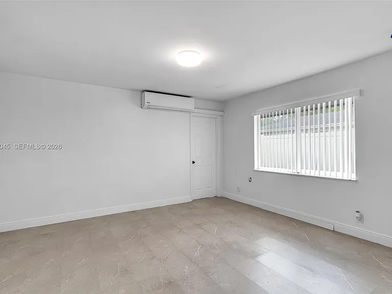 645 NW 15th Ave #2 — Photo 17