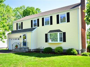 72 Riggs Ave, West Hartford, CT 06107