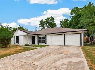 11434 Sharpview Dr, Houston, TX 77072