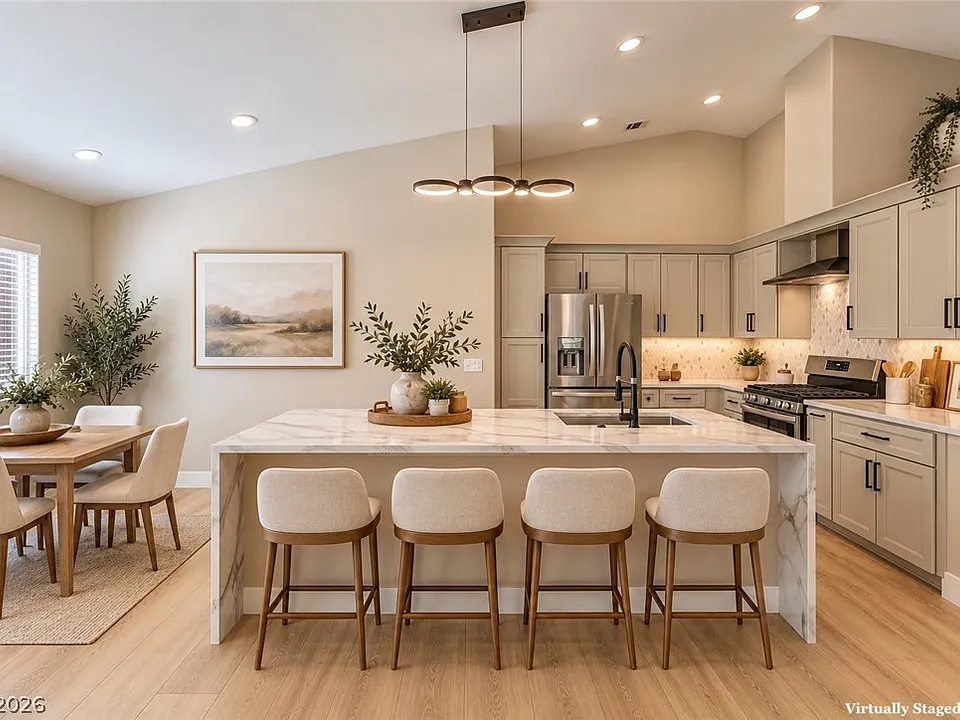 7633 Prairie Corners Dr