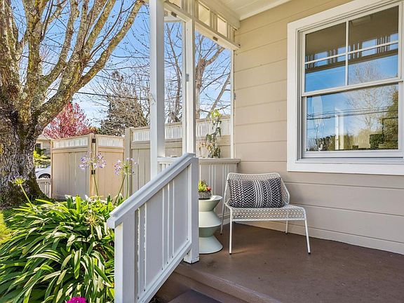 5th image of 290 Sycamore Ave