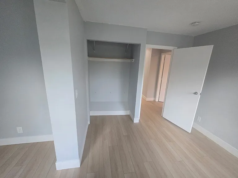 423 State St #1 — Photo 8