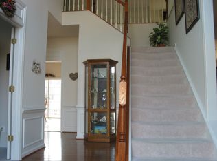 5966 Spout Spring Ct, Haymarket, VA 20169