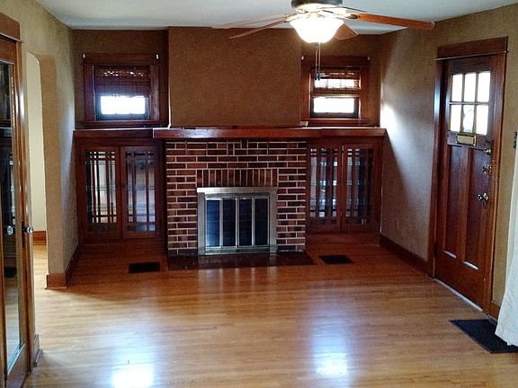 2nd image of 4250 Merrimac Ave
