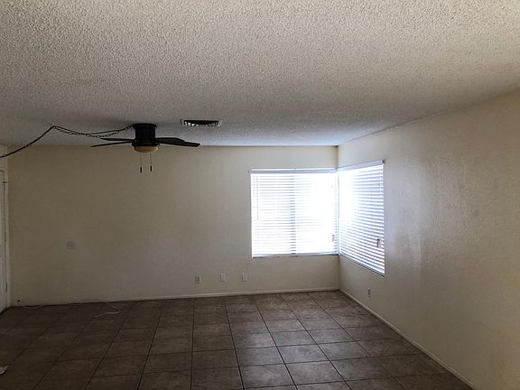 Tiled Living Room w/Fan