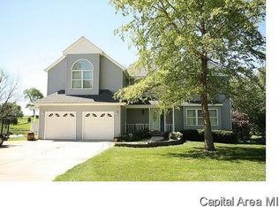 516 W Main St, Pleasant Plains, IL 62677