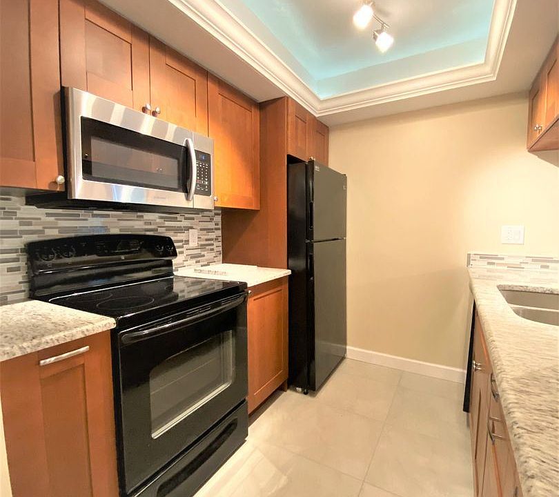 1st image of 1452 Wildwood Lakes Blvd #D103
