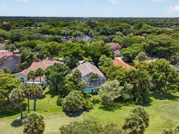 526 Misty Oaks Drive, Pompano Beach, FL 33069