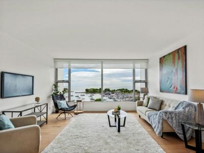 3200 N Lake Shore Dr APT 1006, Chicago, IL, 60657