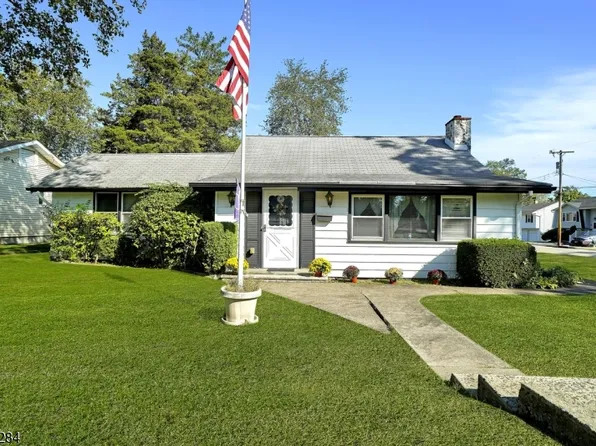 122 Lake Shore Dr, Parsippany-Troy Hills Twp., NJ 07034