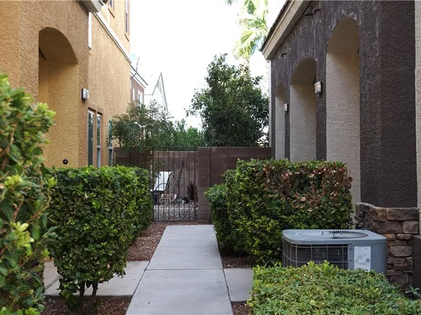 9303 Gilcrease Ave Unit 1010, Las Vegas, NV 89149