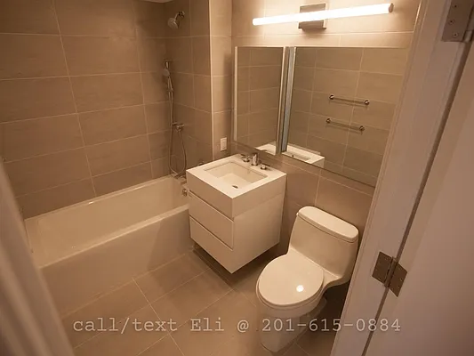 Rented by Arwell Realty | media 12