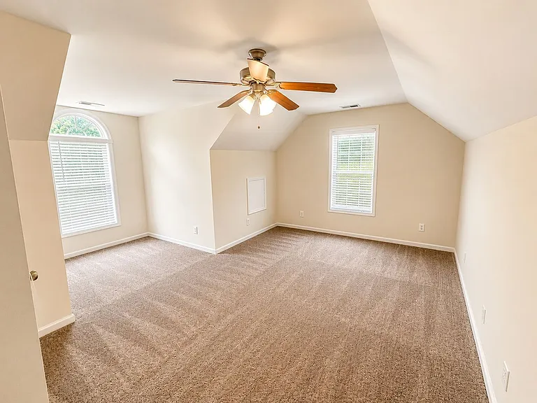 52 Holly Oak Cir — Photo 7