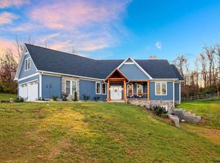 705 Ladd Rd, Waynesboro, VA 22980