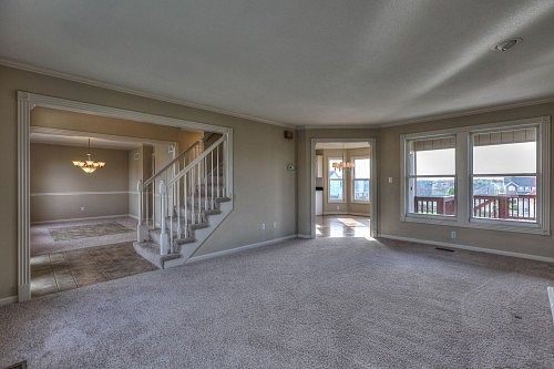 4th image of 1025 Wellington Way