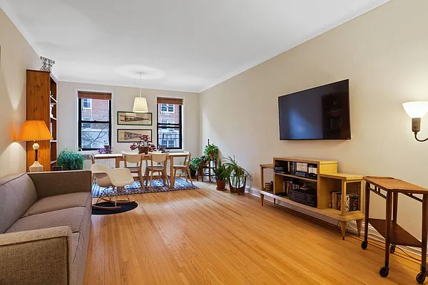 Sold by Compass | media 15