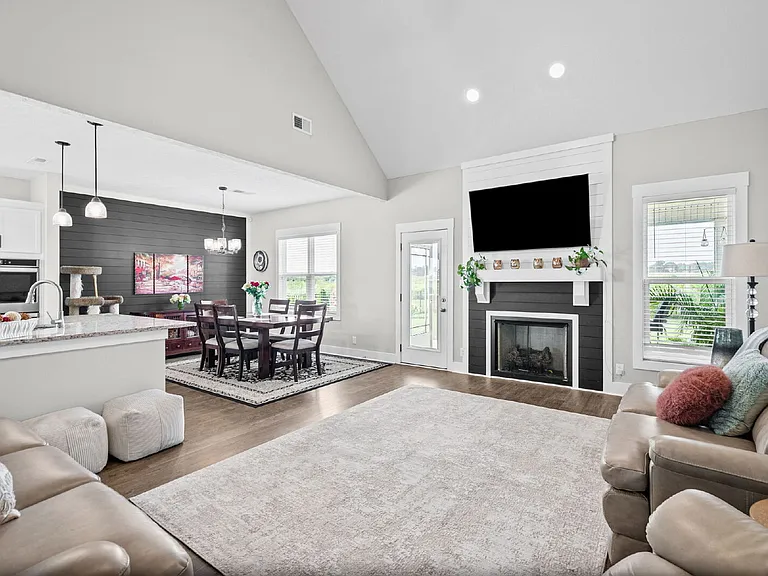 538 Fieldview Way — Photo 4
