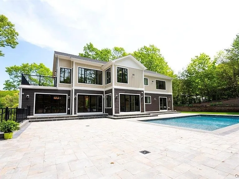 156 Sugar Toms Ln E — Photo 3