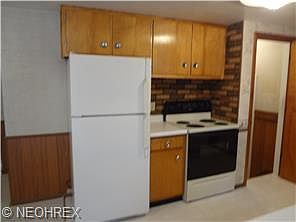 3rd image of 348 Glendola Ave