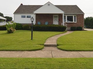 2029 Dennis Dr, Reading, PA 19601